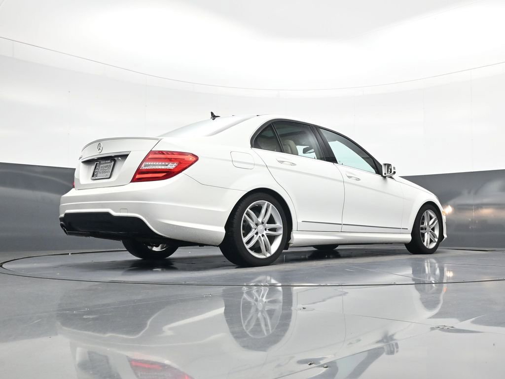 Used 2013 Mercedes-Benz C 250 Sedan image 23