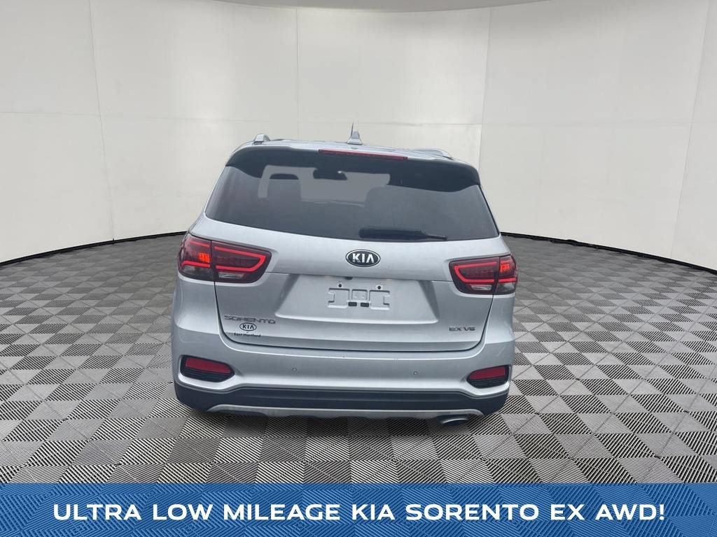 Used 2019 Kia Sorento EX AWD/4WD image 4