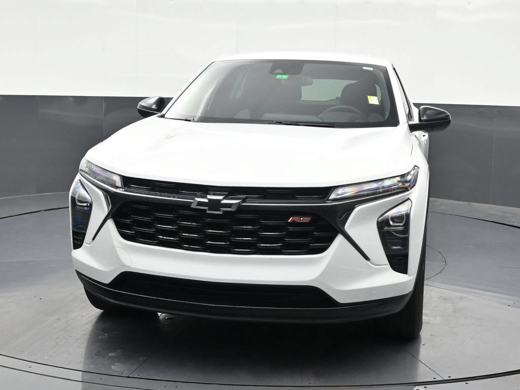 Used 2024 Chevrolet Trax RS FWD image 9