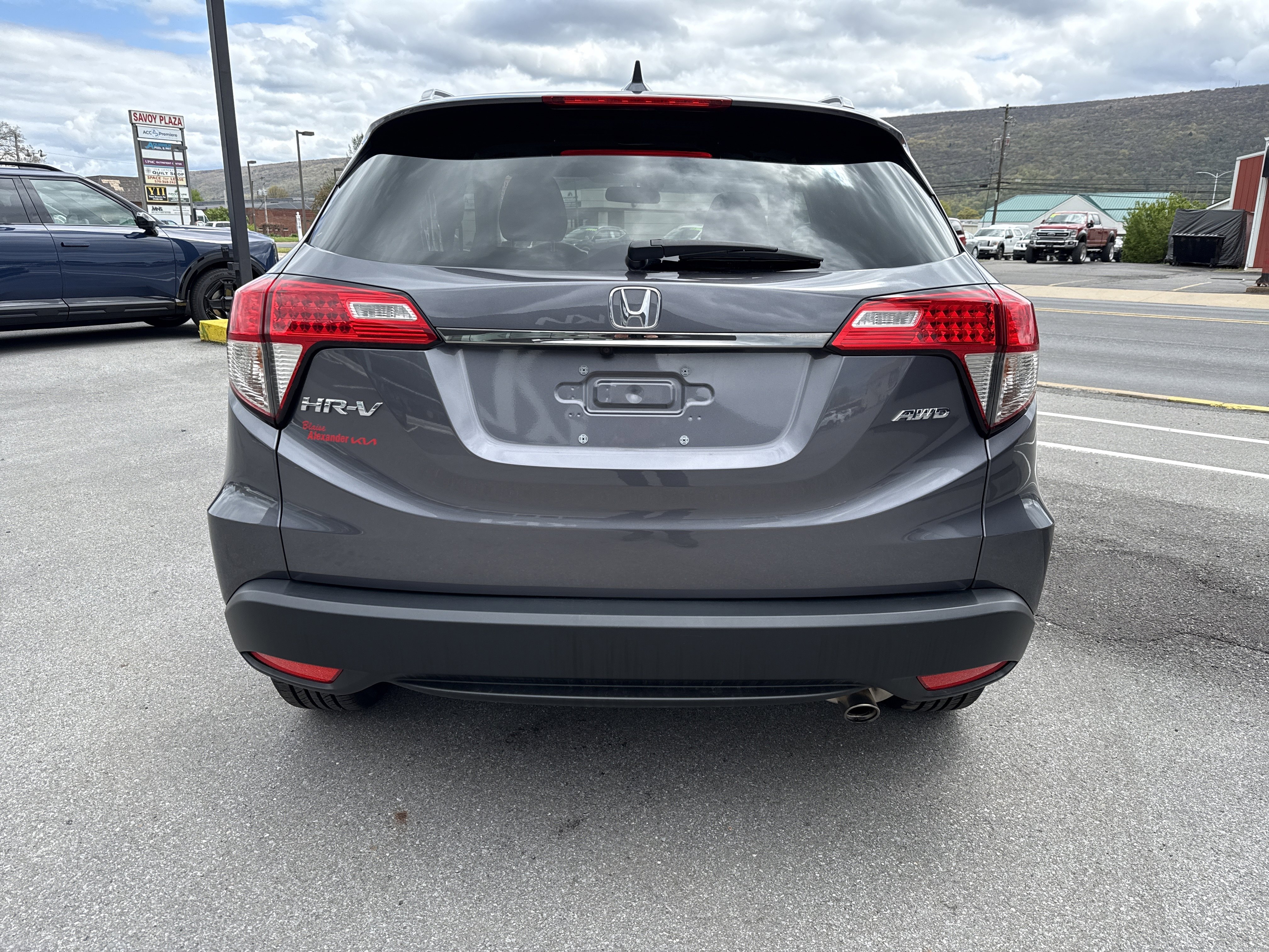 Used 2022 Honda HR-V EX image 4