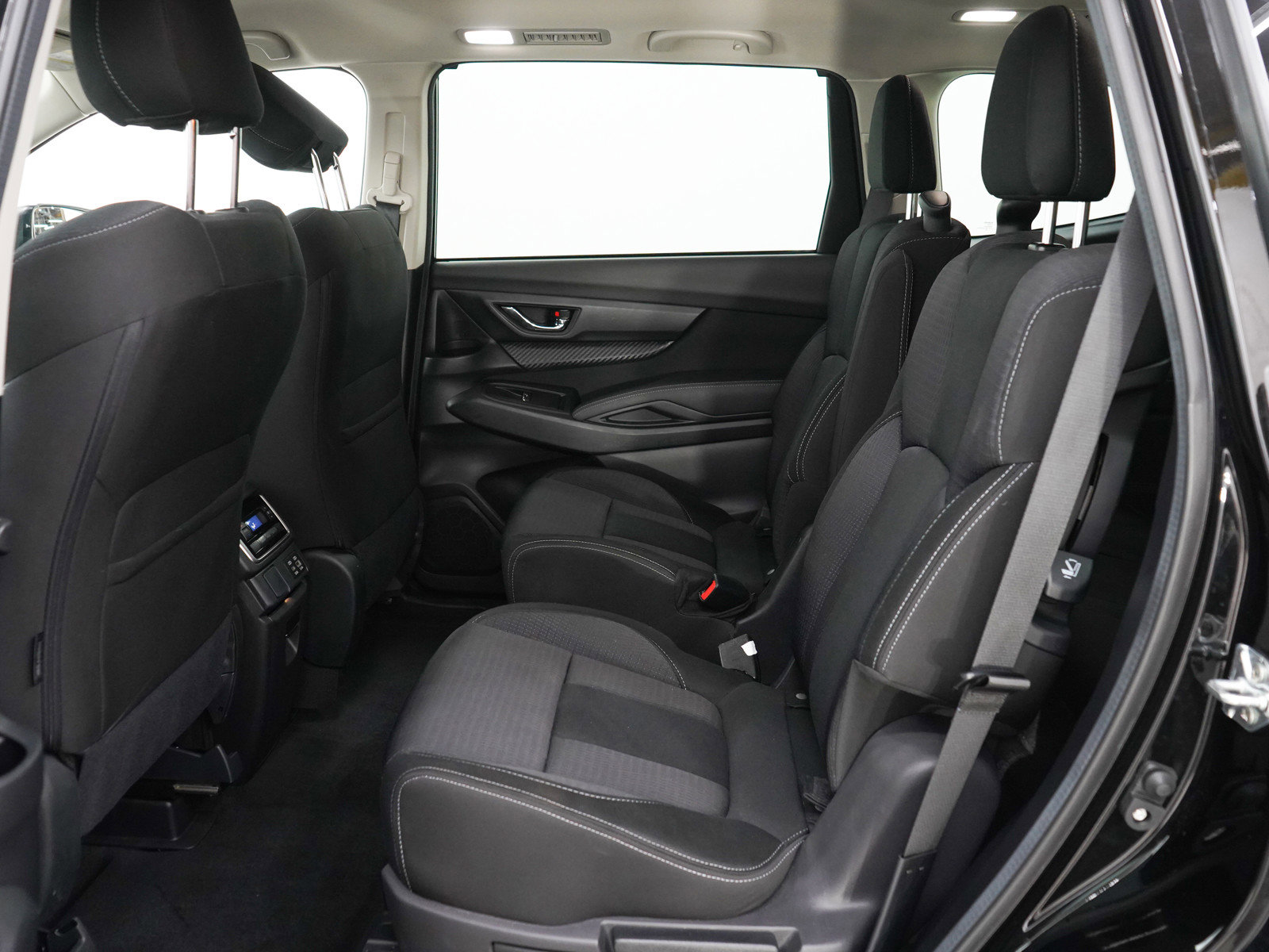 Used 2025 Subaru Ascent Premium image 16