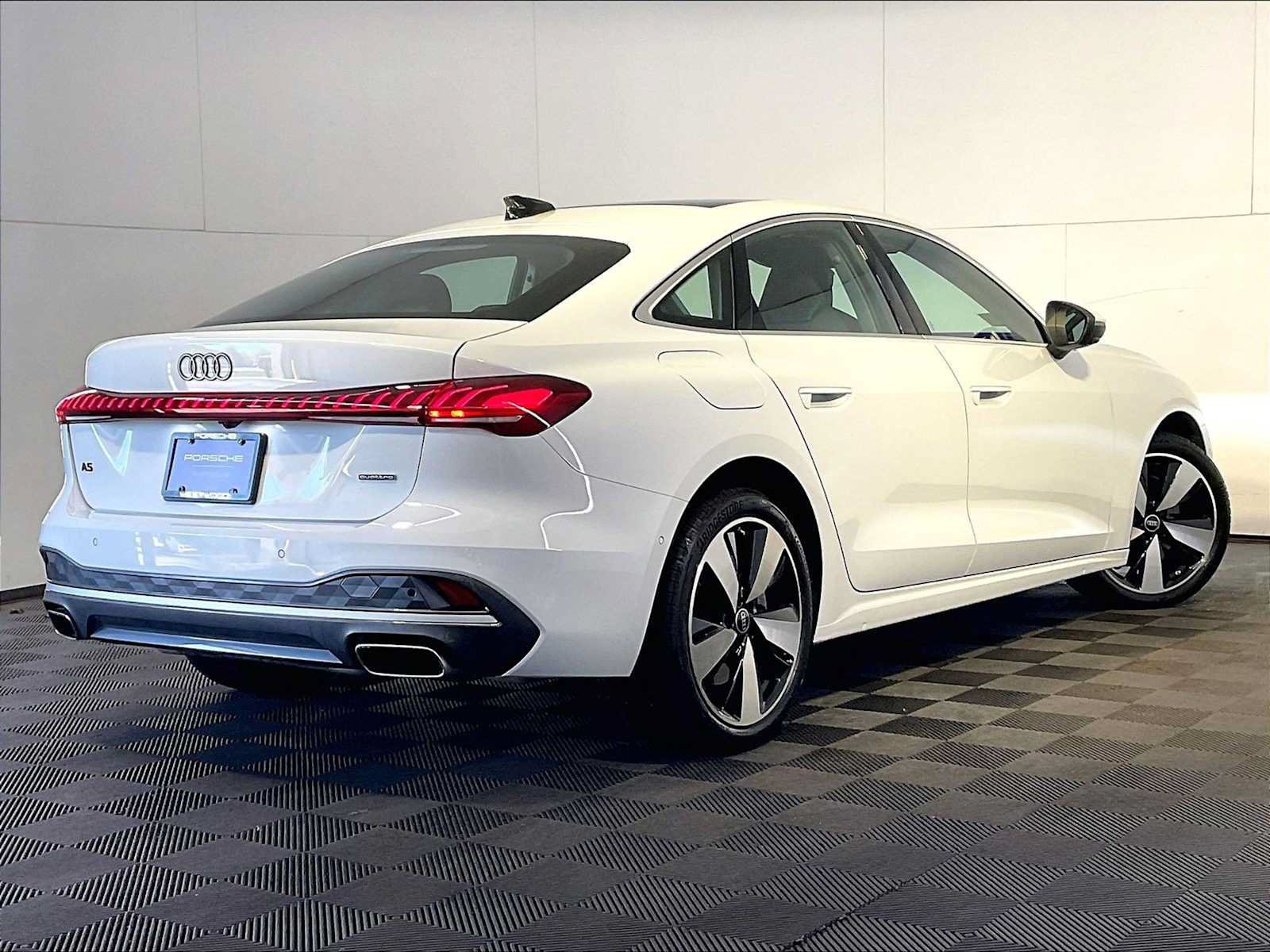 Used 2025 Audi A5 2.0T Premium Plus AWD/4WD image 7