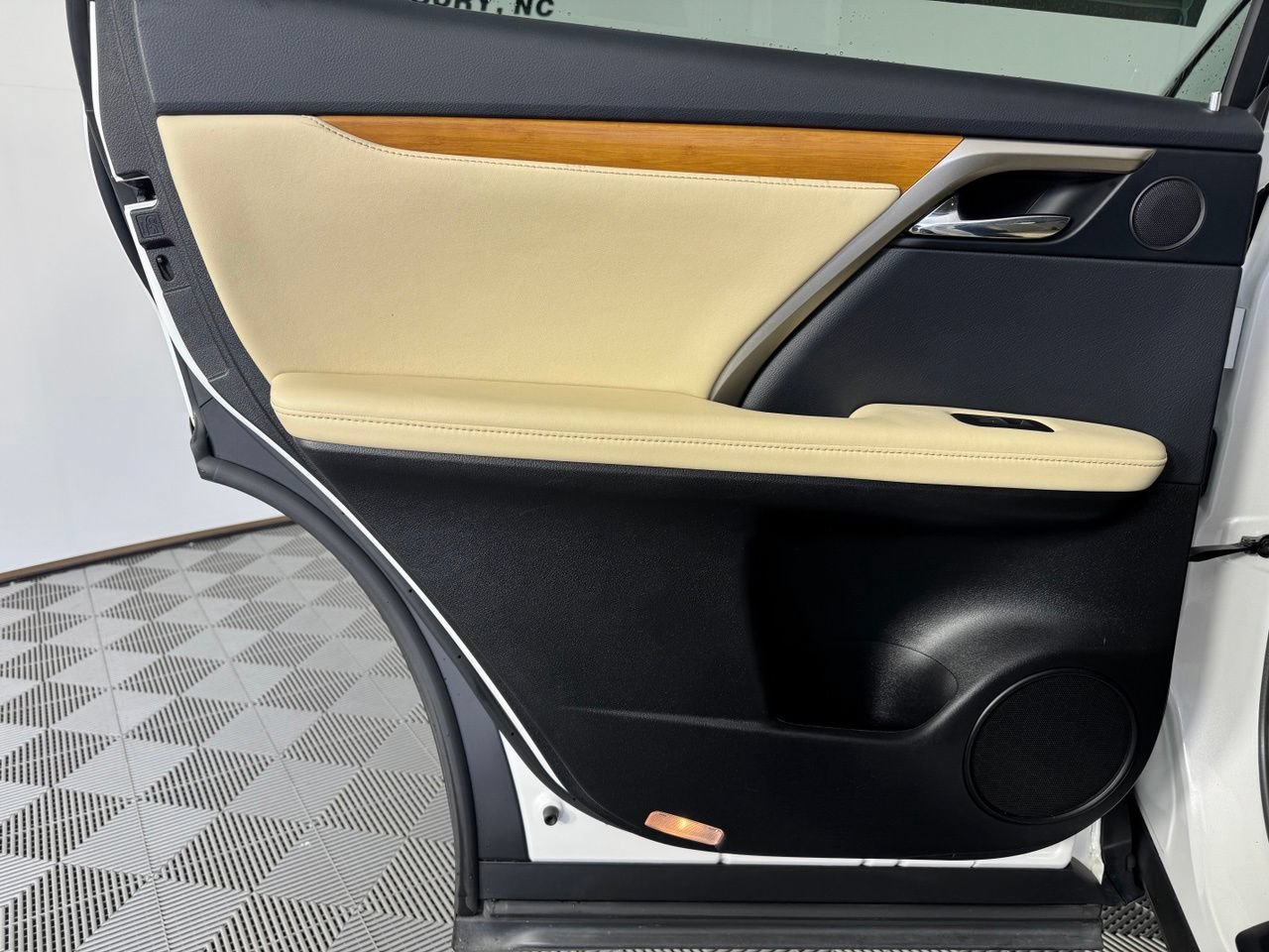 Used 2022 Lexus RX 350 FWD w/ Premium Package image 29