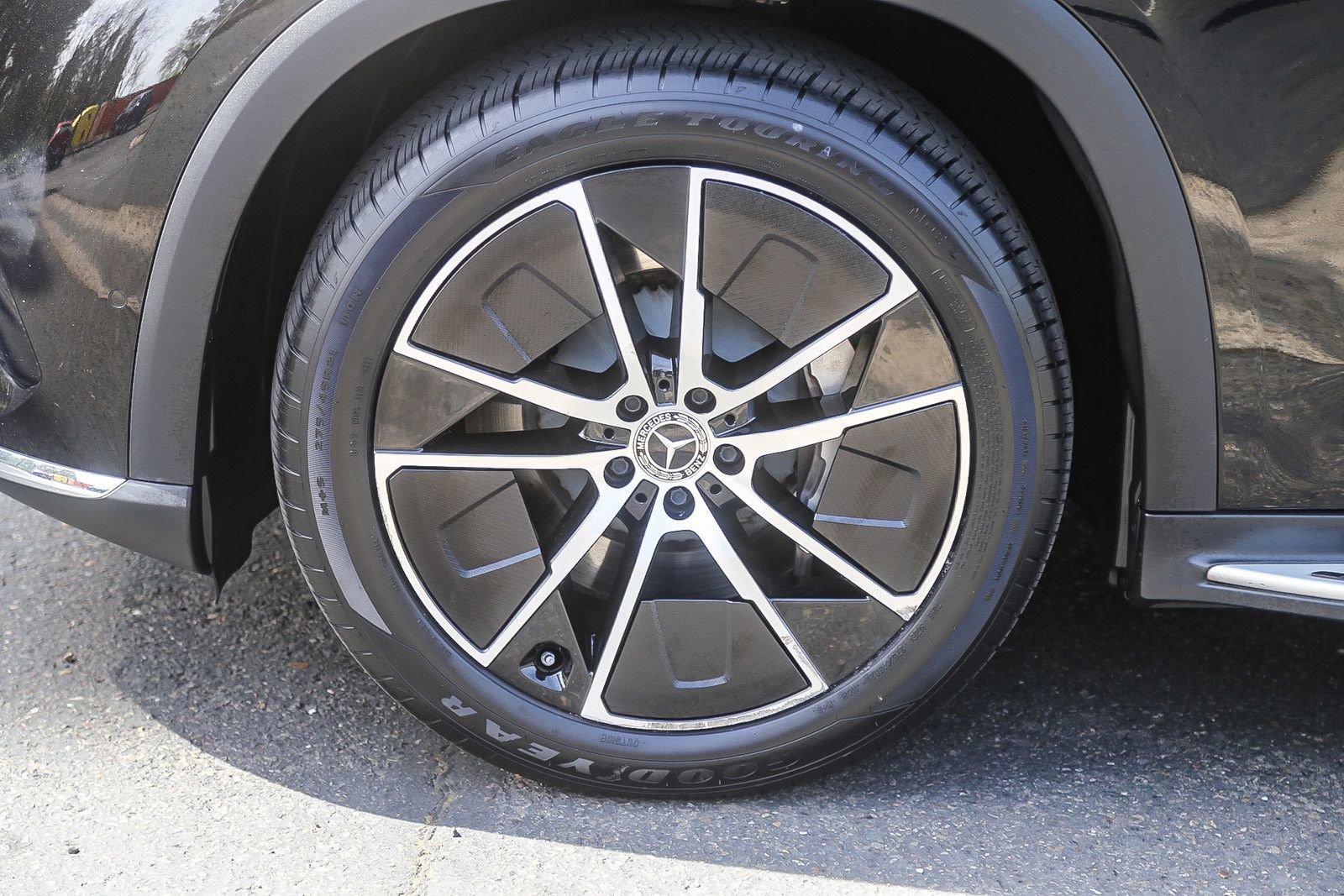 Certified 2023 Mercedes-Benz EQS 450+ SUV image 9