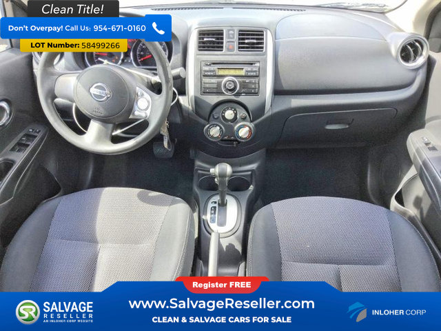 Used 2014 Nissan Versa SV FWD image 11