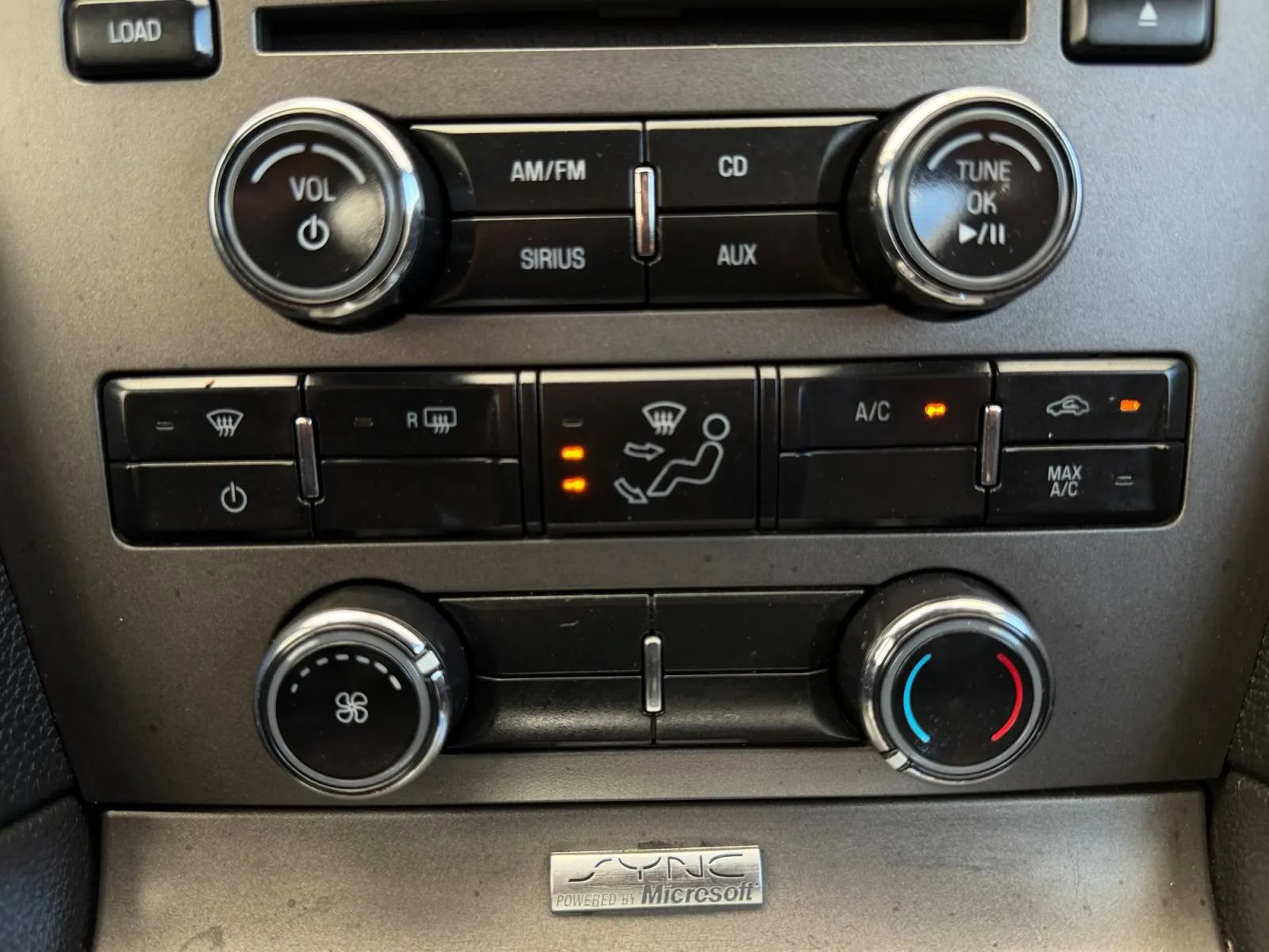 Used 2011 Ford Mustang Premium w/ 202A Rapid Spec Order Code RWD image 37