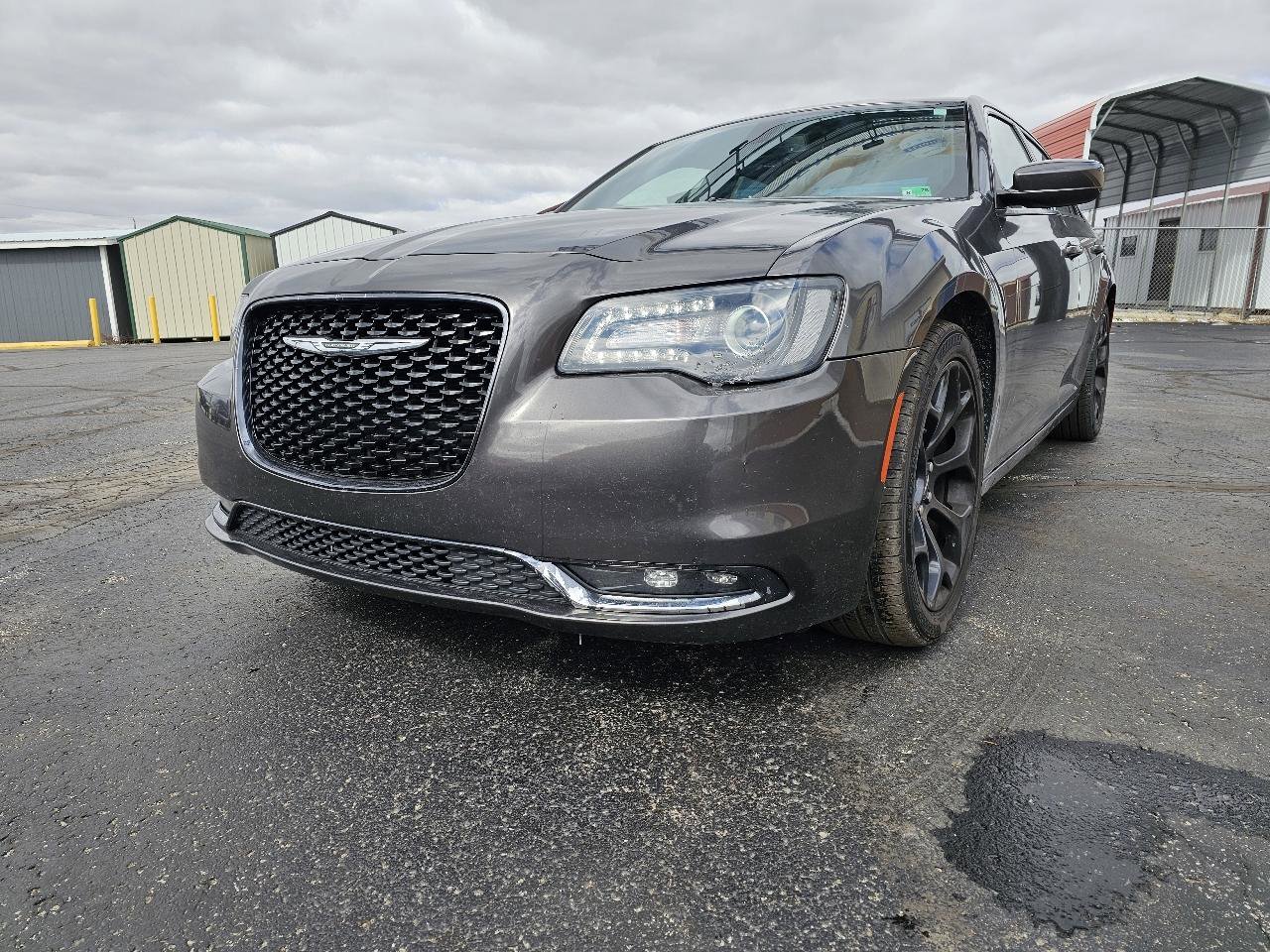 Used 2019 Chrysler 300 S image 2