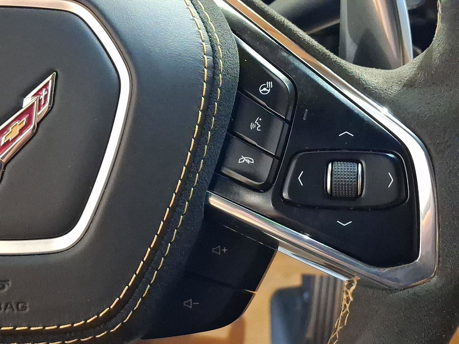 Used 2020 Chevrolet Corvette Stingray Premium Cpe w/ 3LT Preferred Equipment Group image 15