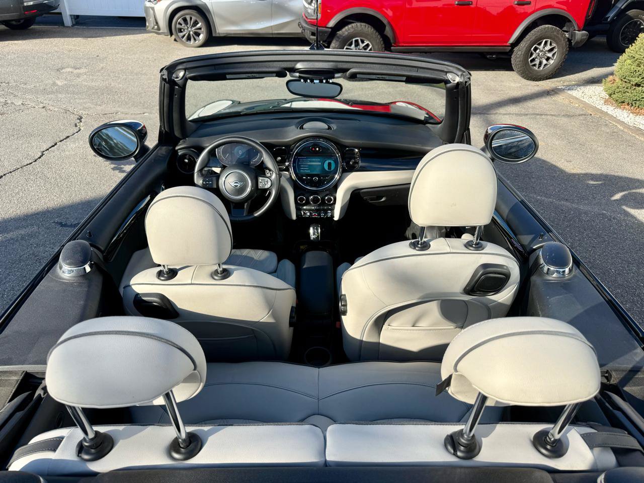 Used 2023 MINI Cooper S w/ Signature Upholstery Package FWD image 26