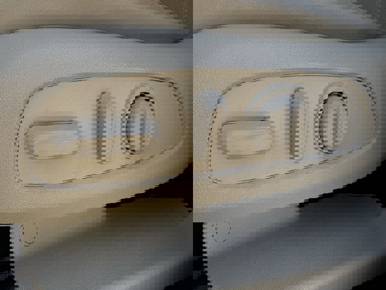 Used 2023 Buick Enclave Essence w/ Sport Touring Edition image 27