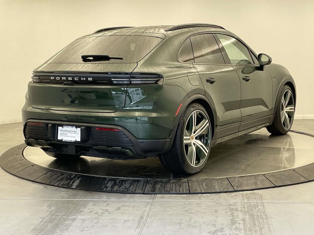 Certified 2025 Porsche Macan 4 Electric image 7