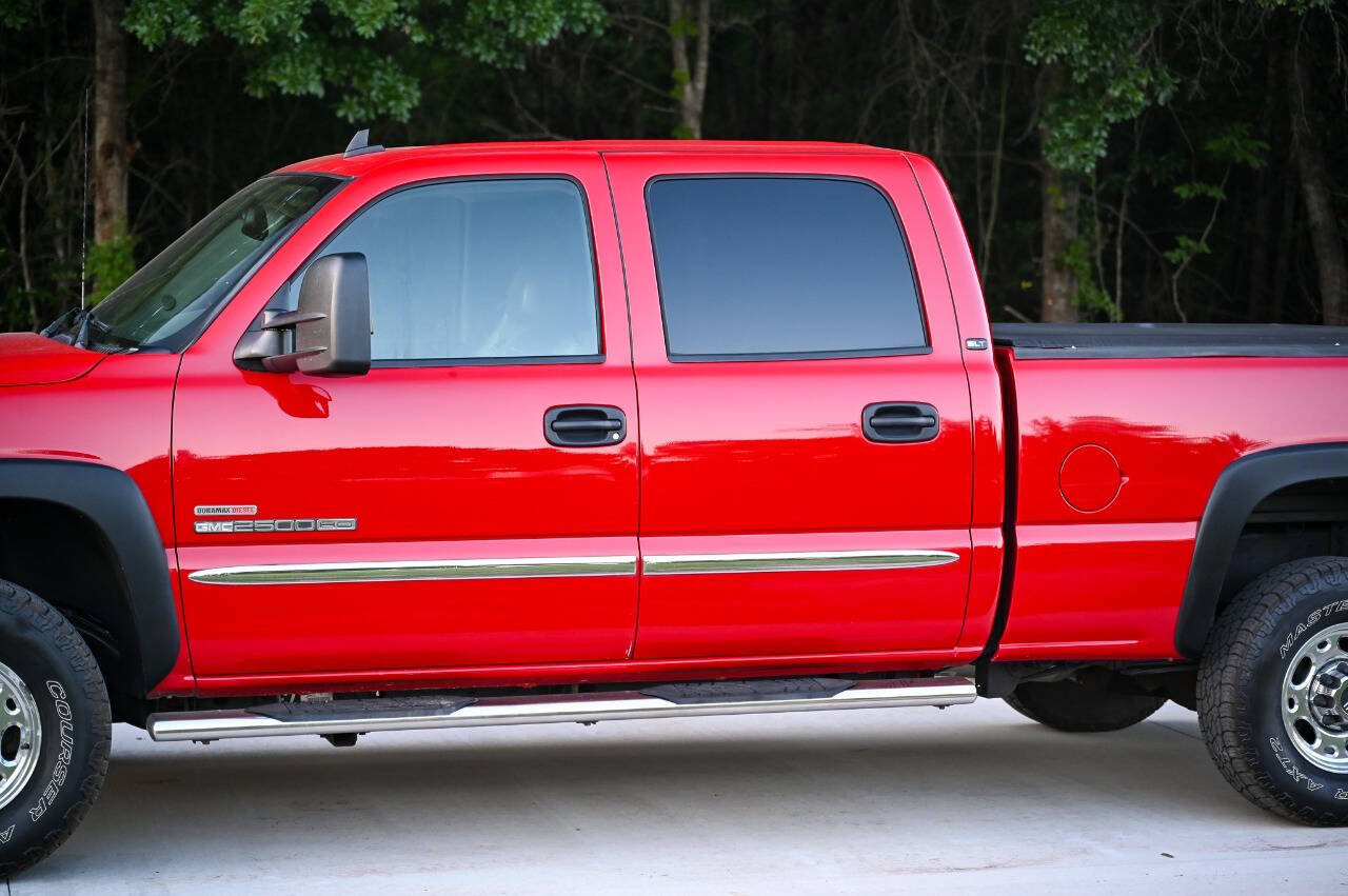 Used 2006 GMC Sierra 2500 SLT w/ Heavy-Duty Power Package AWD/4WD image 12