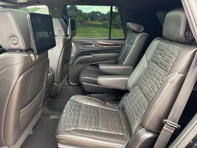 Used 2023 Cadillac Escalade Sport Platinum AWD/4WD image 20
