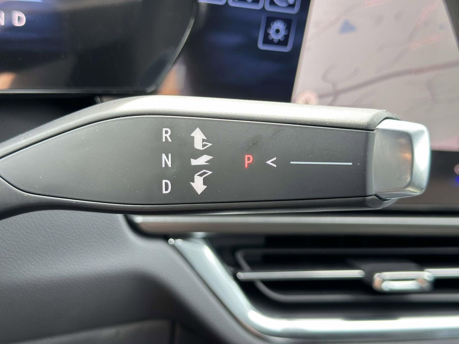 New 2026 Chevrolet Equinox EV LT image 13