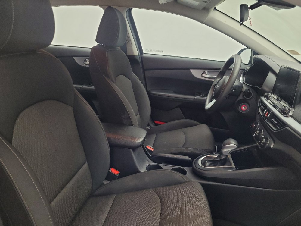 Used 2023 Kia Forte LX image 21