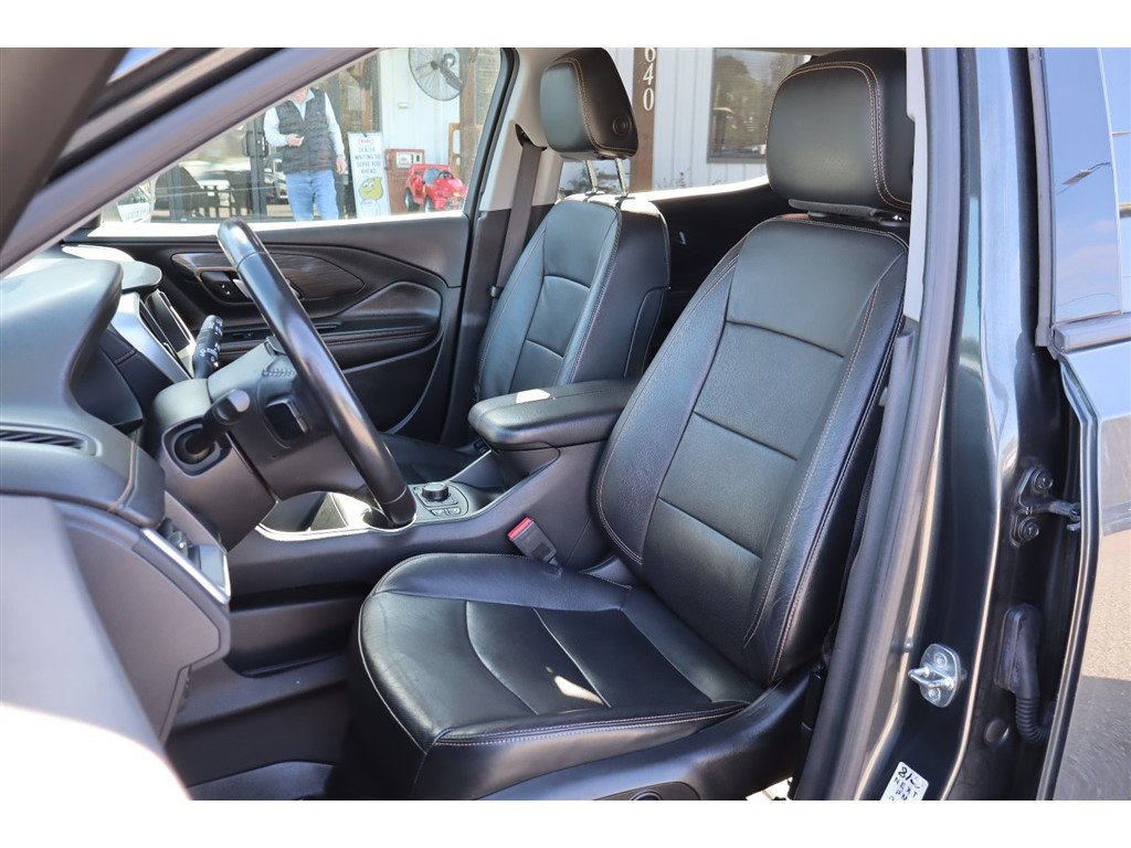 Used 2020 GMC Terrain SLT image 15
