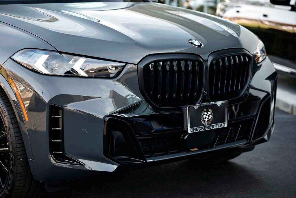 Used 2026 BMW X5 xDrive40i w/ M Sport Package image 2