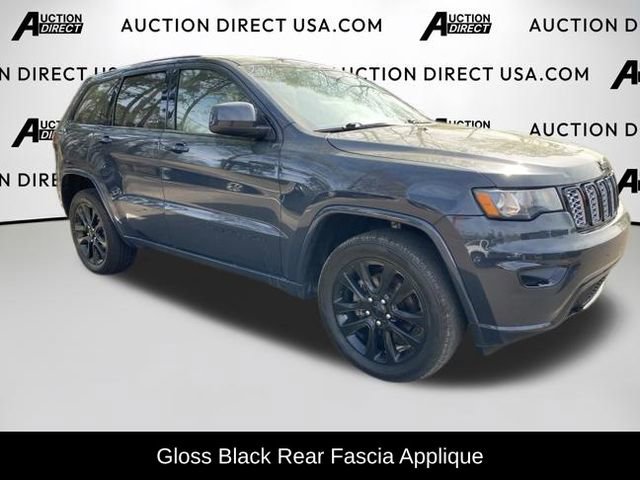Used 2018 Jeep Grand Cherokee Altitude AWD/4WD image 23