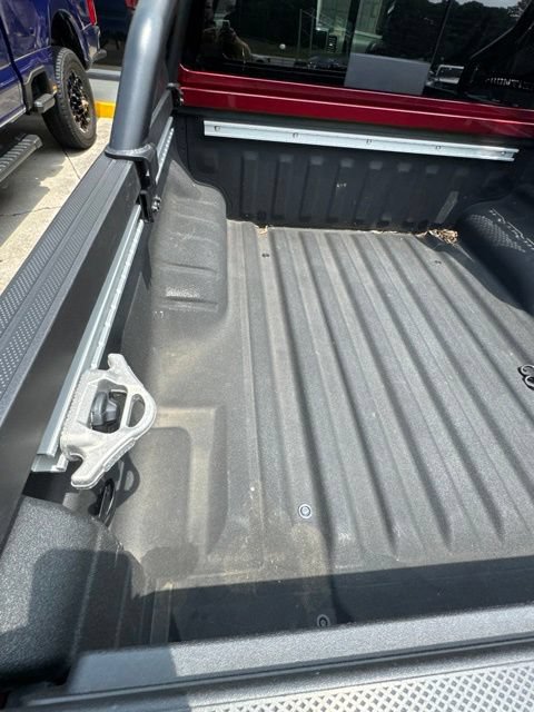 Used 2023 Nissan Frontier PRO-4X w/ Pro Convenience Package AWD/4WD image 60