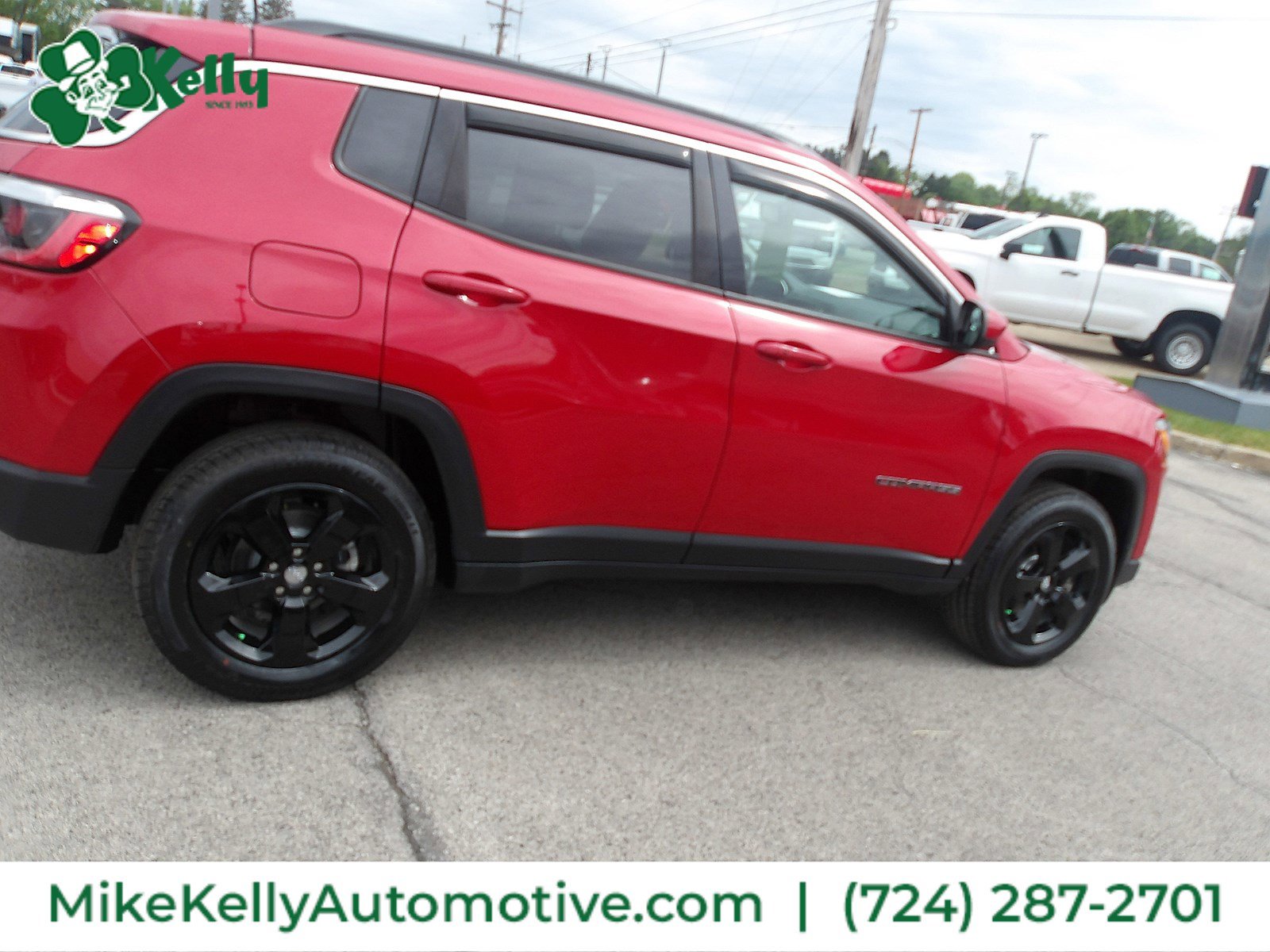 Used 2020 Jeep Compass Latitude w/ Cold Weather Group AWD/4WD image 8