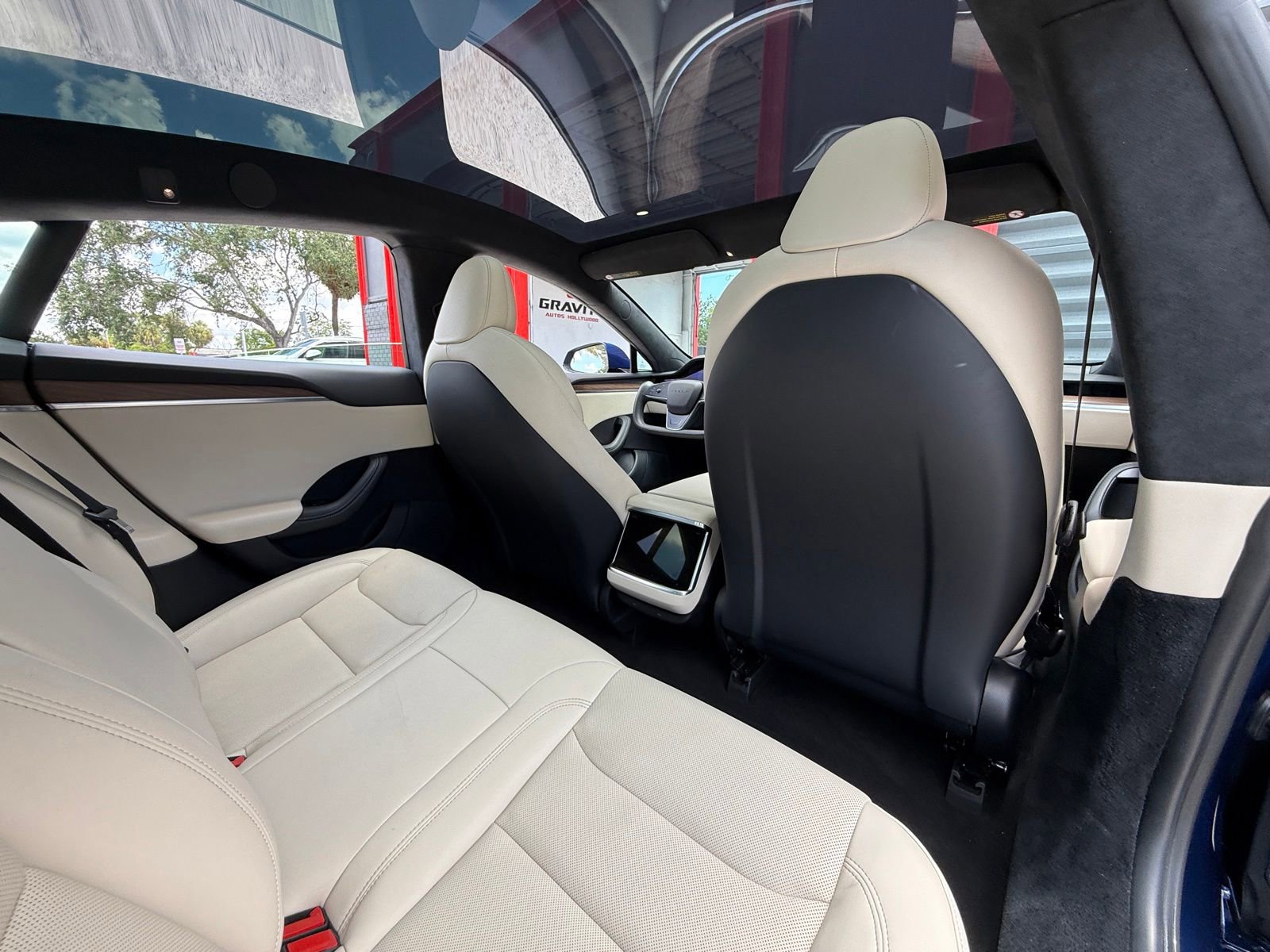 Used 2023 Tesla Model S AWD/4WD image 17