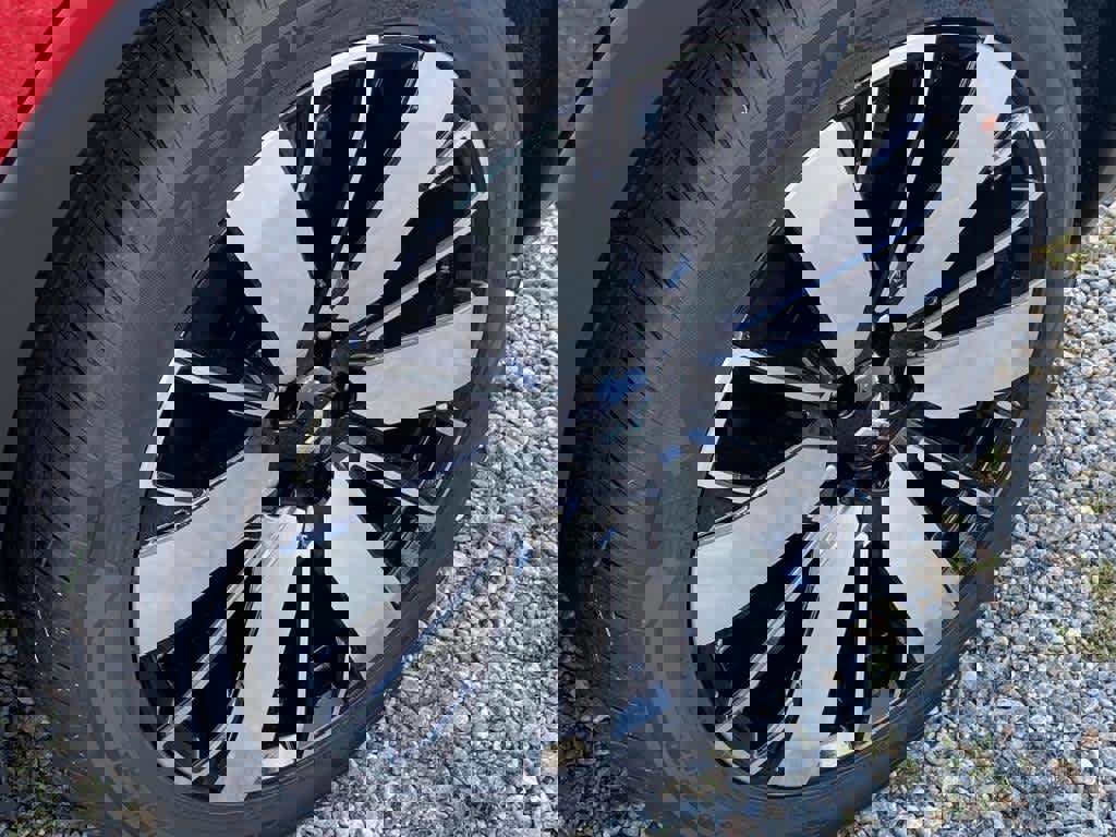 New 2025 Mitsubishi Outlander SE image 13