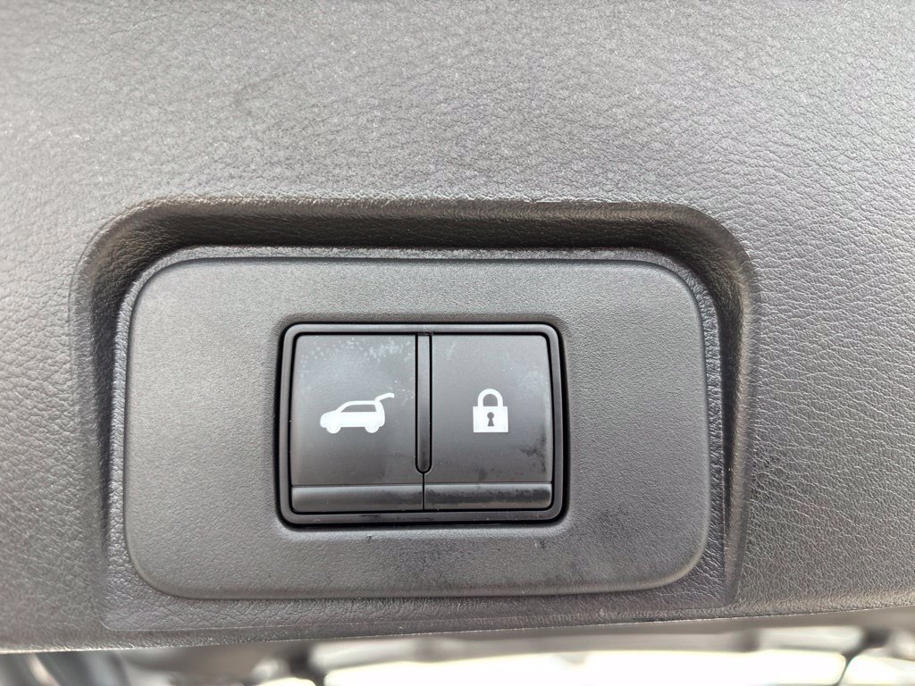 Certified 2026 Nissan Rogue SV w/ Cold Weather Package AWD/4WD image 8