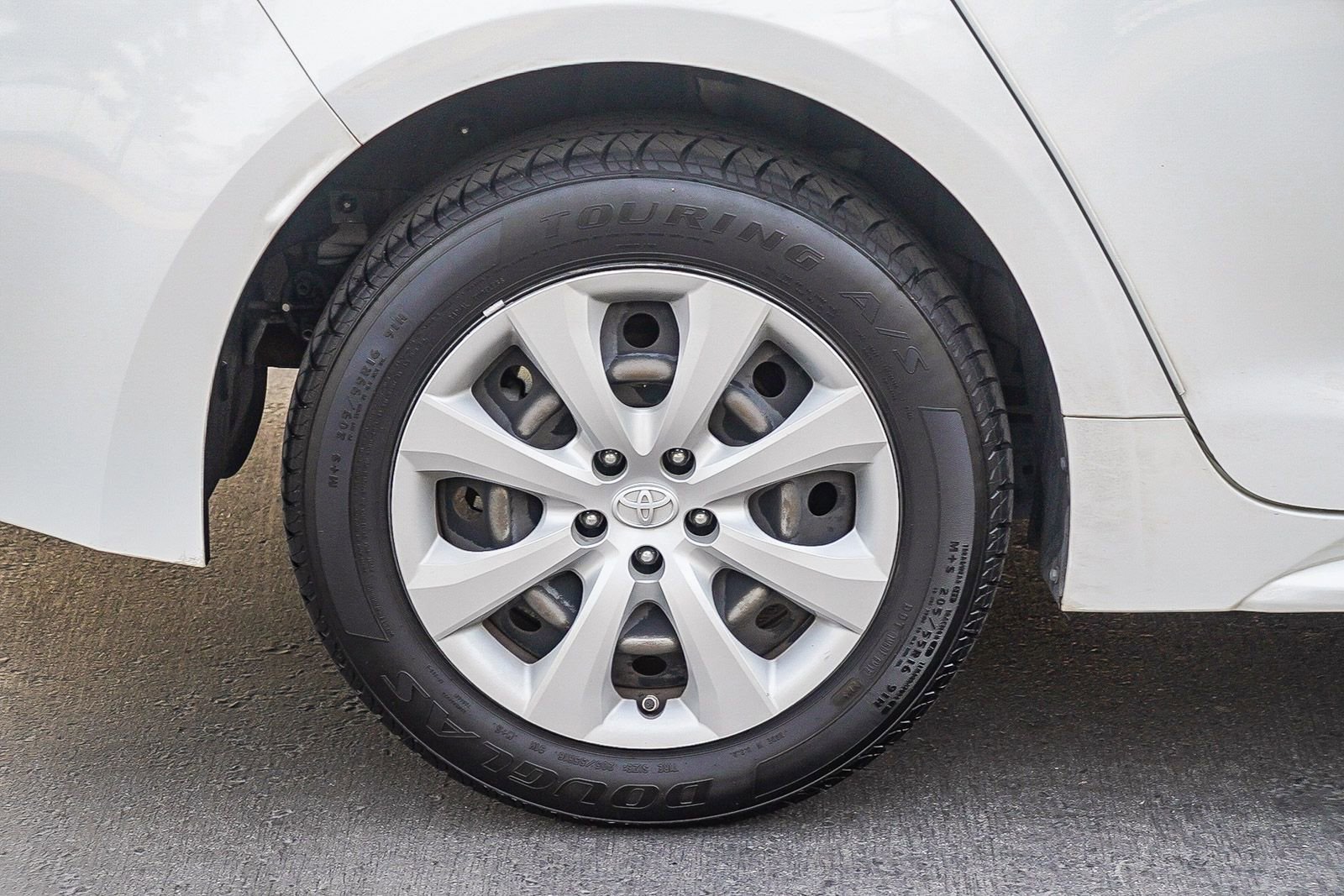 Certified 2023 Toyota Corolla LE image 13