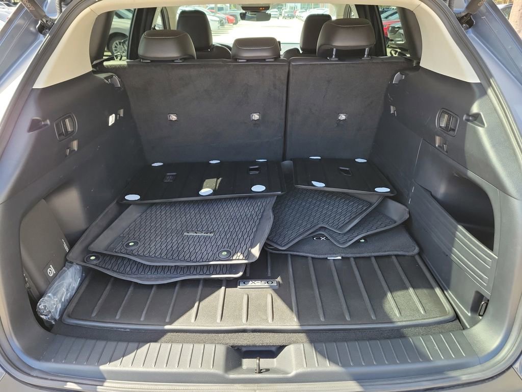Certified 2025 MAZDA CX-50 2.5 Hybrid w/ Weather Package image 8