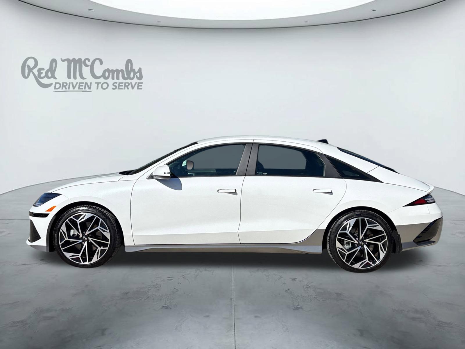 Used 2025 Hyundai Ioniq 6 SEL image 2
