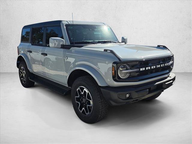 New 2026 Ford Bronco Outer Banks AWD/4WD image 3