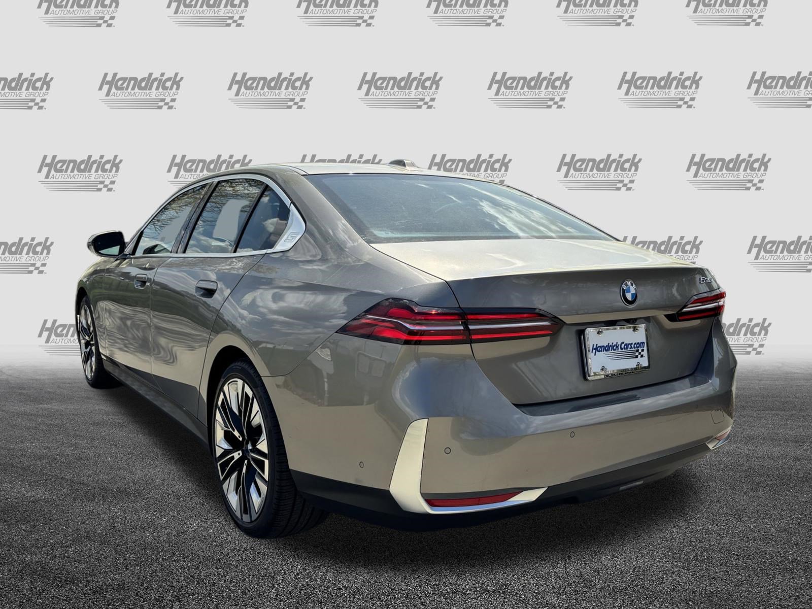 Certified 2026 BMW 530i image 8