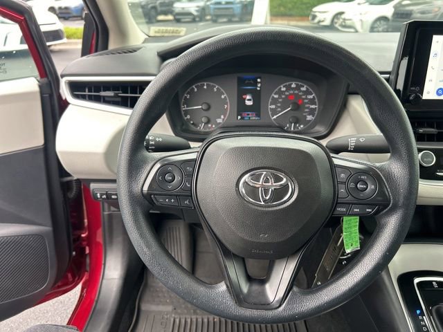 Used 2025 Toyota Corolla LE FWD image 19