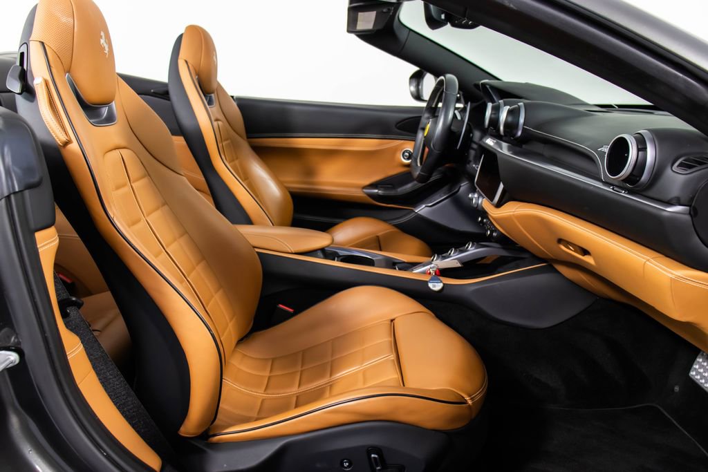 Certified 2019 Ferrari Portofino image 52