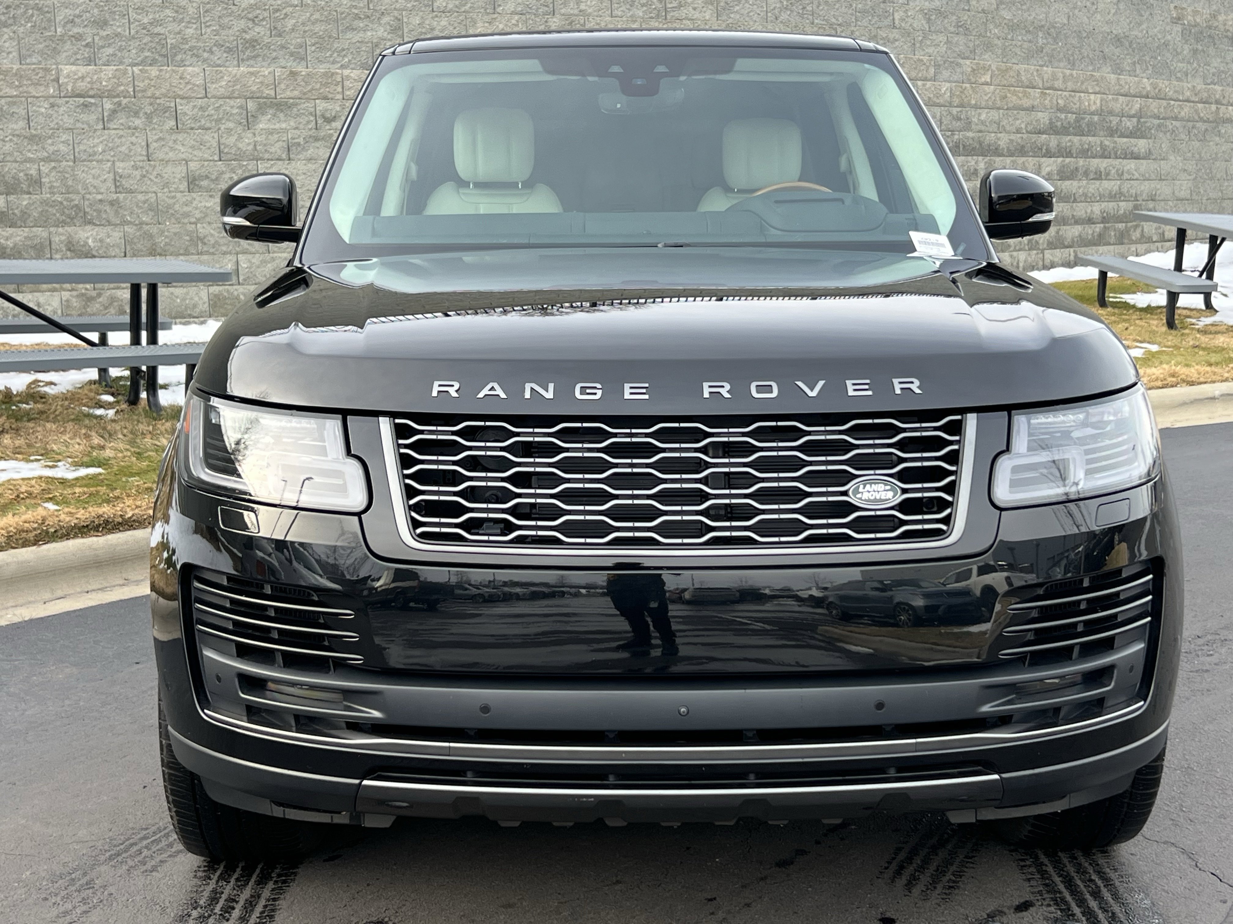 Used 2020 Land Rover Range Rover Long Wheelbase HSE image 10