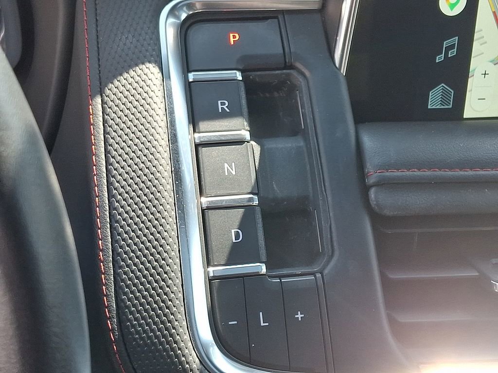 Used 2022 Chevrolet Tahoe RST w/ Luxury Package image 18