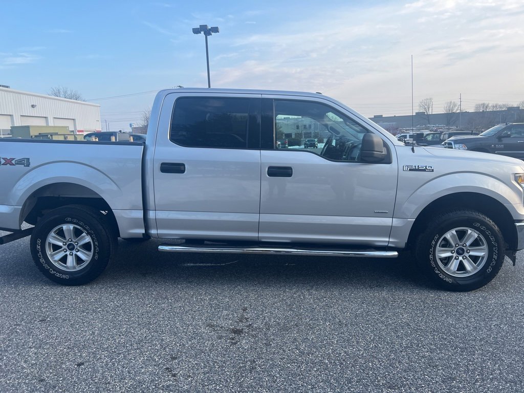 Used 2017 Ford F150 XLT image 2
