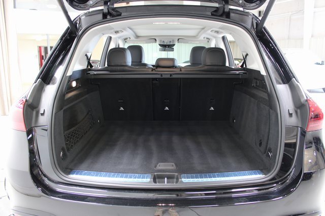 Used 2024 Mercedes-Benz GLE 350 4MATIC w/ AMG Line Exterior image 31