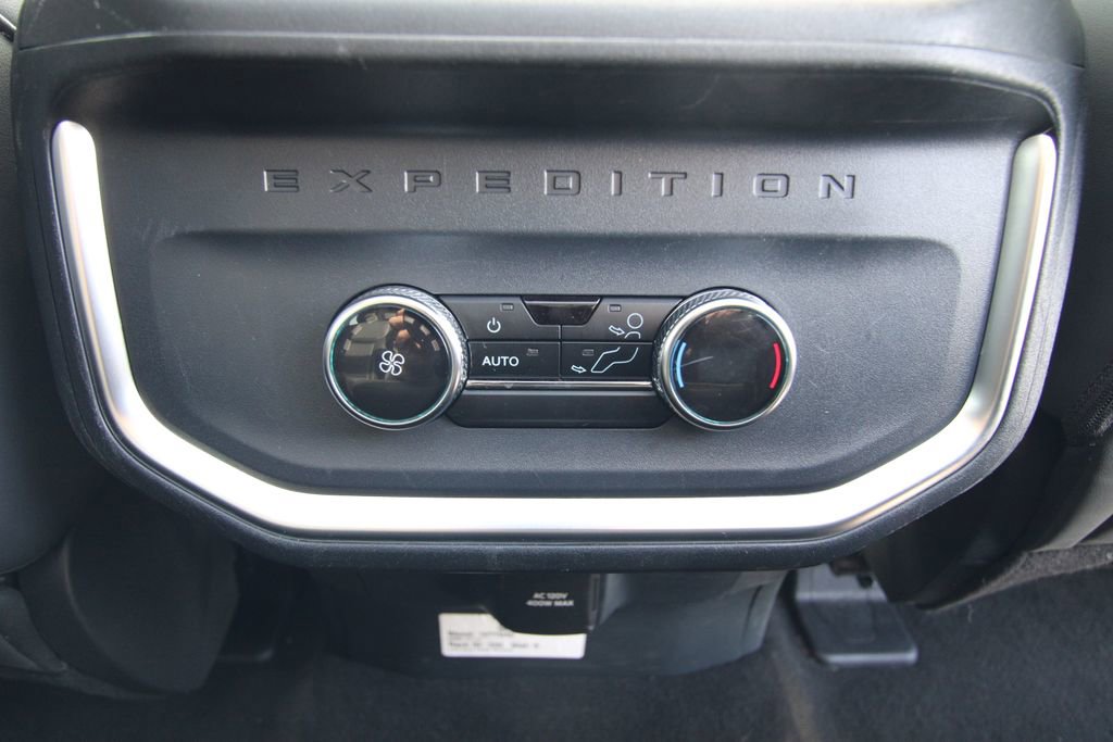 Used 2025 Ford Expedition Max Active image 41