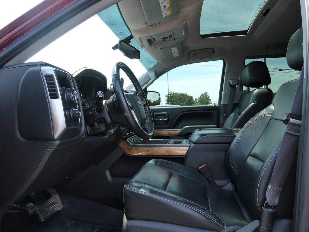 Used 2015 Chevrolet Silverado 1500 LTZ w/ LTZ Plus Package AWD/4WD image 21