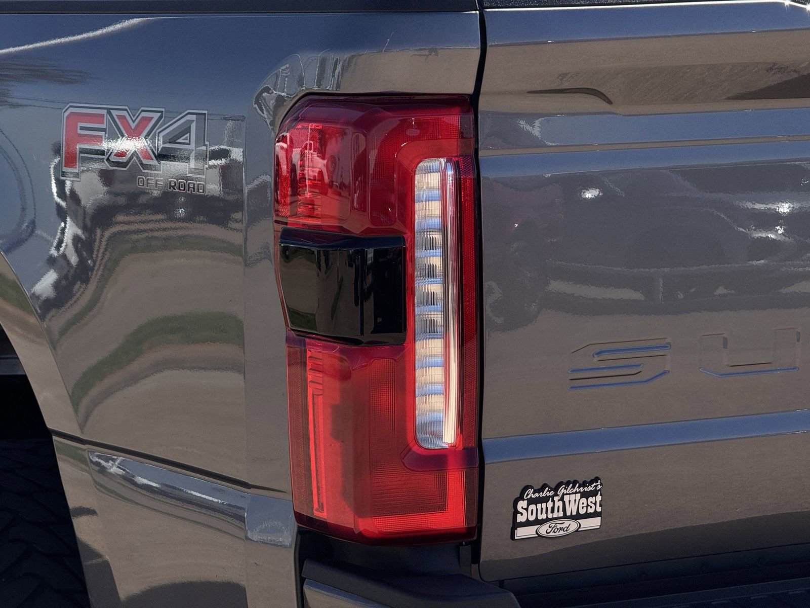 Used 2024 Ford F250 Lariat w/ Lariat Ultimate Package image 13