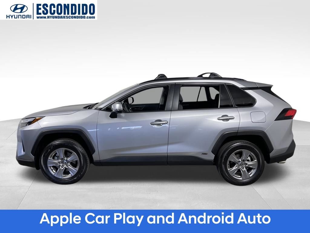 Used 2025 Toyota RAV4 XLE image 2