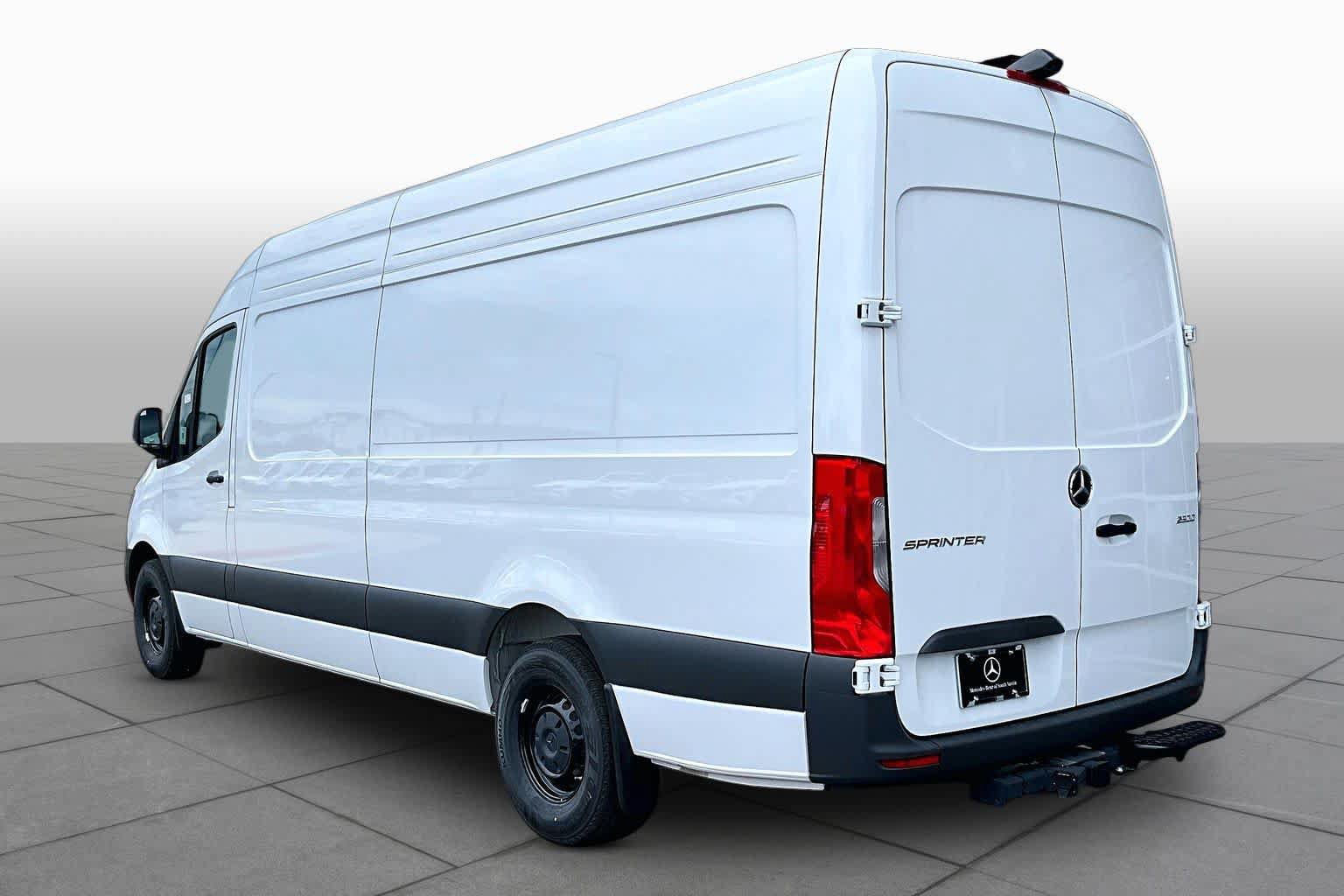 New 2026 Mercedes-Benz Sprinter 2500 image 12