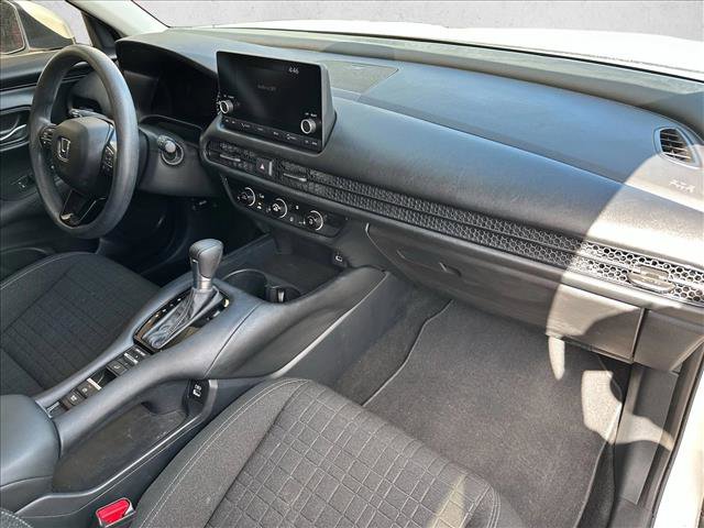 Used 2023 Honda HR-V LX image 28