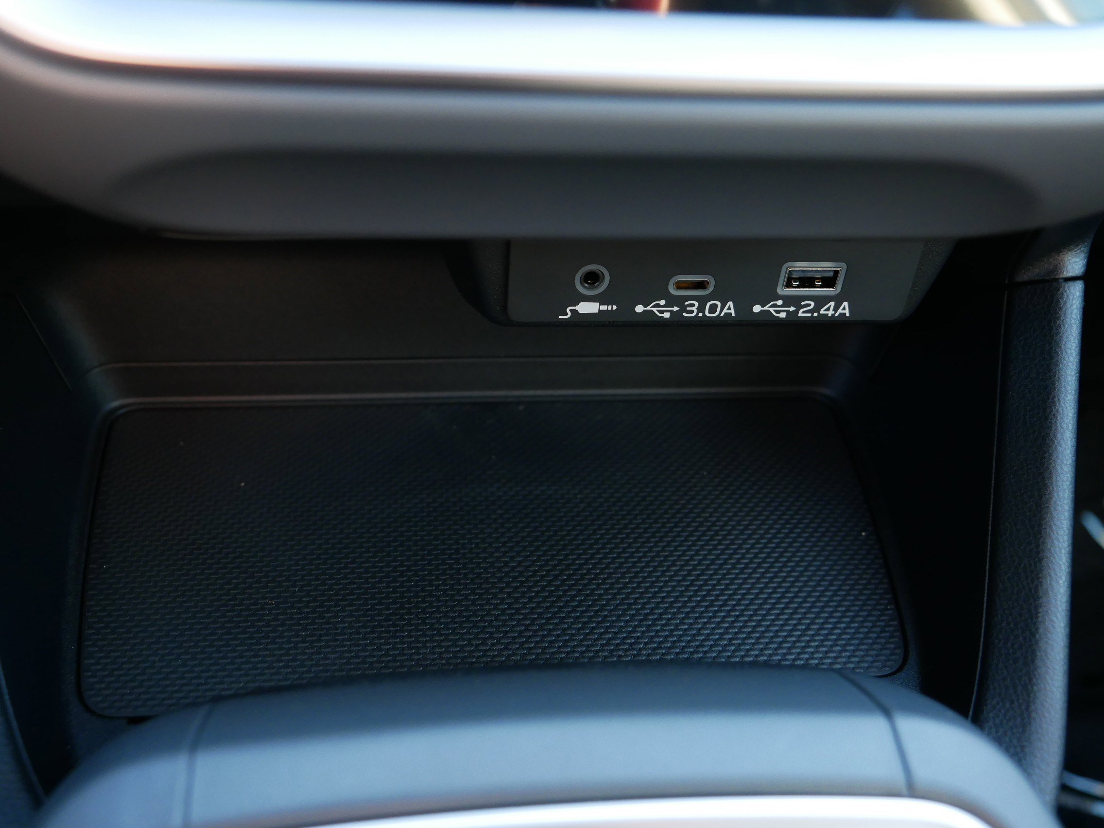 Certified 2025 Subaru Crosstrek 2.0i Premium image 30