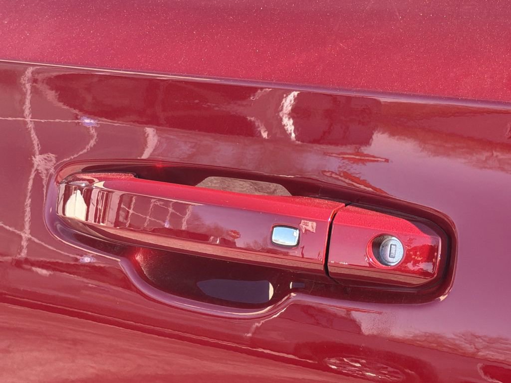 New 2026 GMC Yukon XL AT4 w/ AT4 Premium Plus Package image 32