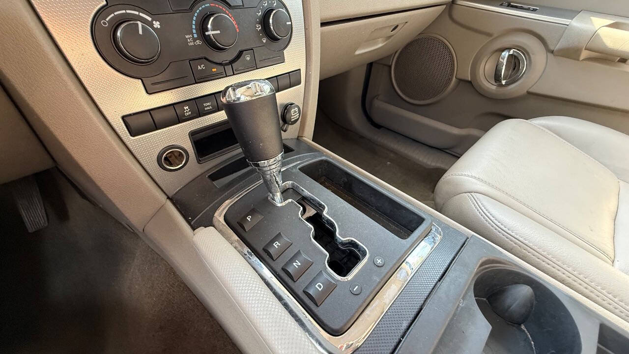 Used 2006 Jeep Commander 2WD image 74