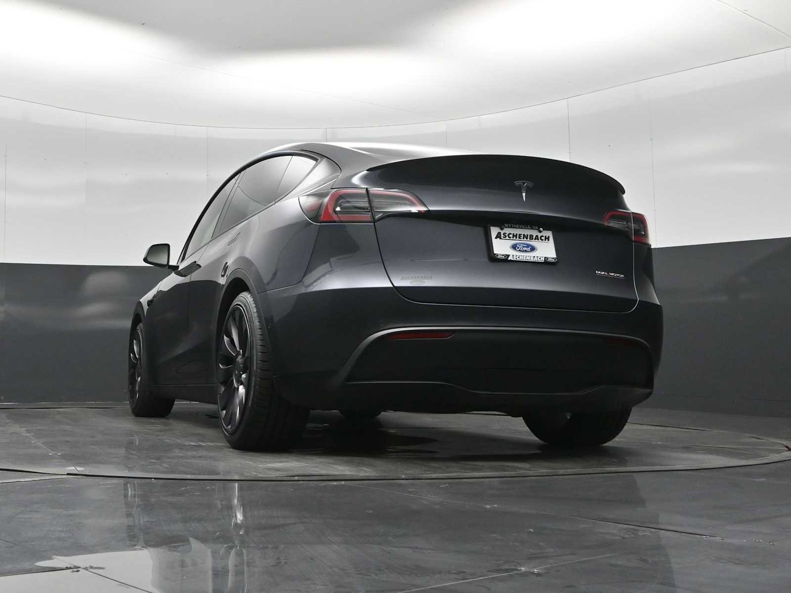 Used 2021 Tesla Model Y Performance AWD/4WD image 32