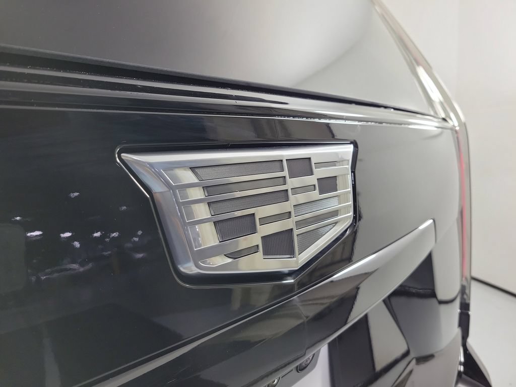 Certified 2026 Cadillac Escalade V AWD/4WD image 7