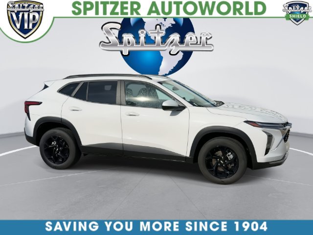 Used 2024 Chevrolet Trax LT w/ Driver Confidence Package FWD image 17